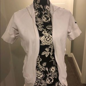 Nike shirt sleeve zip up